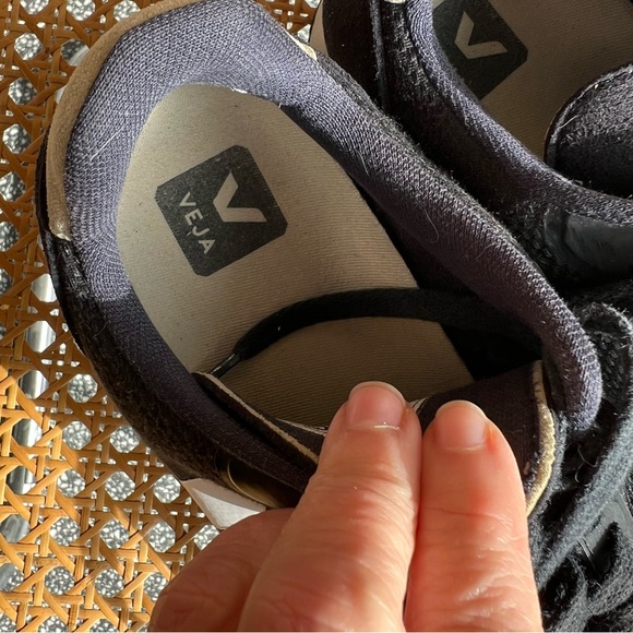 Veja Black and White Sneakers - Picture 9 of 12